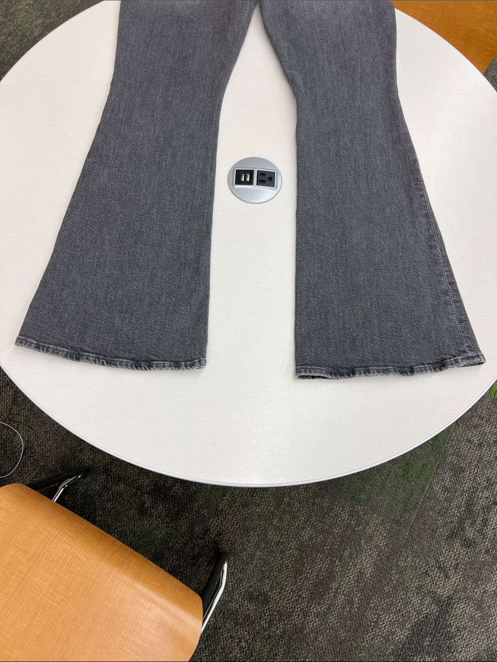 MOTHER the weekender Wanted! faded black jeans wide leg jeans denim pants 29 - Picture 15 of 15